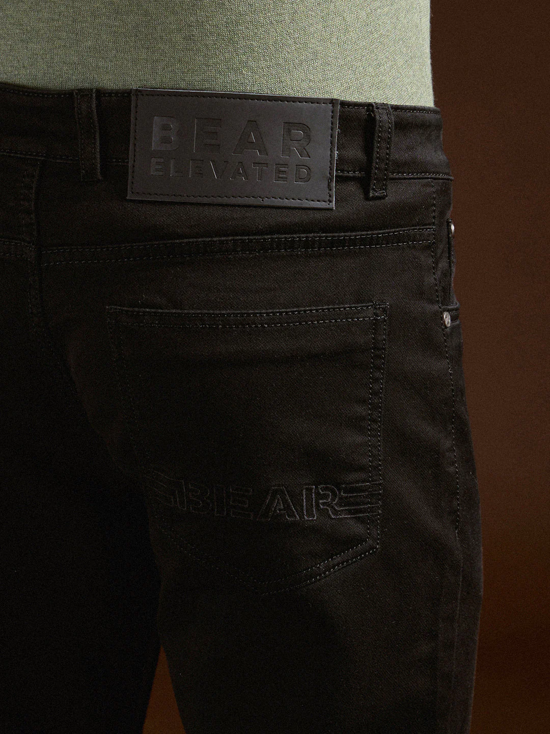 Men Black Solid Mid-Rise Slim Fit Jeans - Image 6