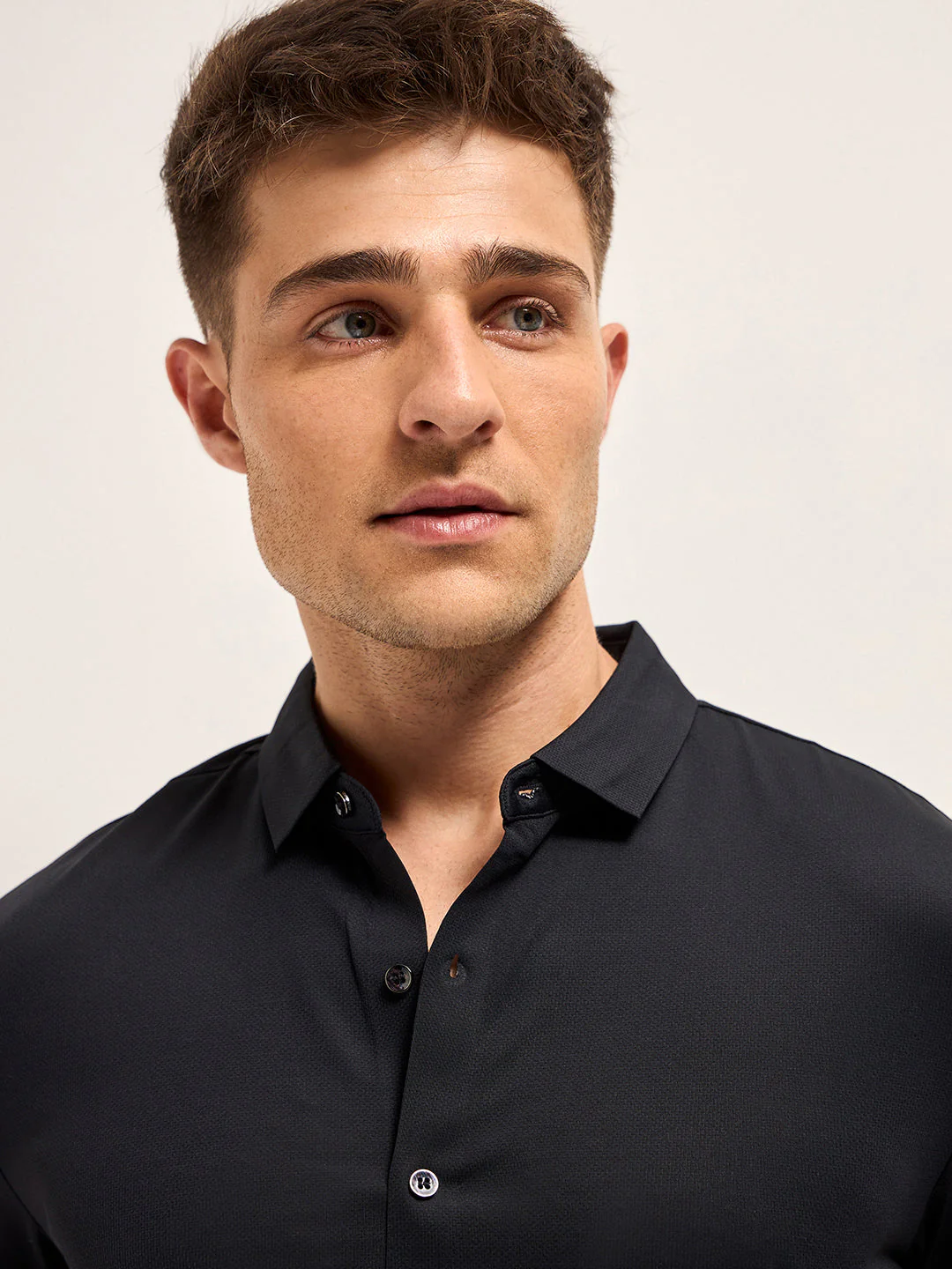 Men Black Solid Nylon Blend Classic Spread Collar Shirt - Image 5