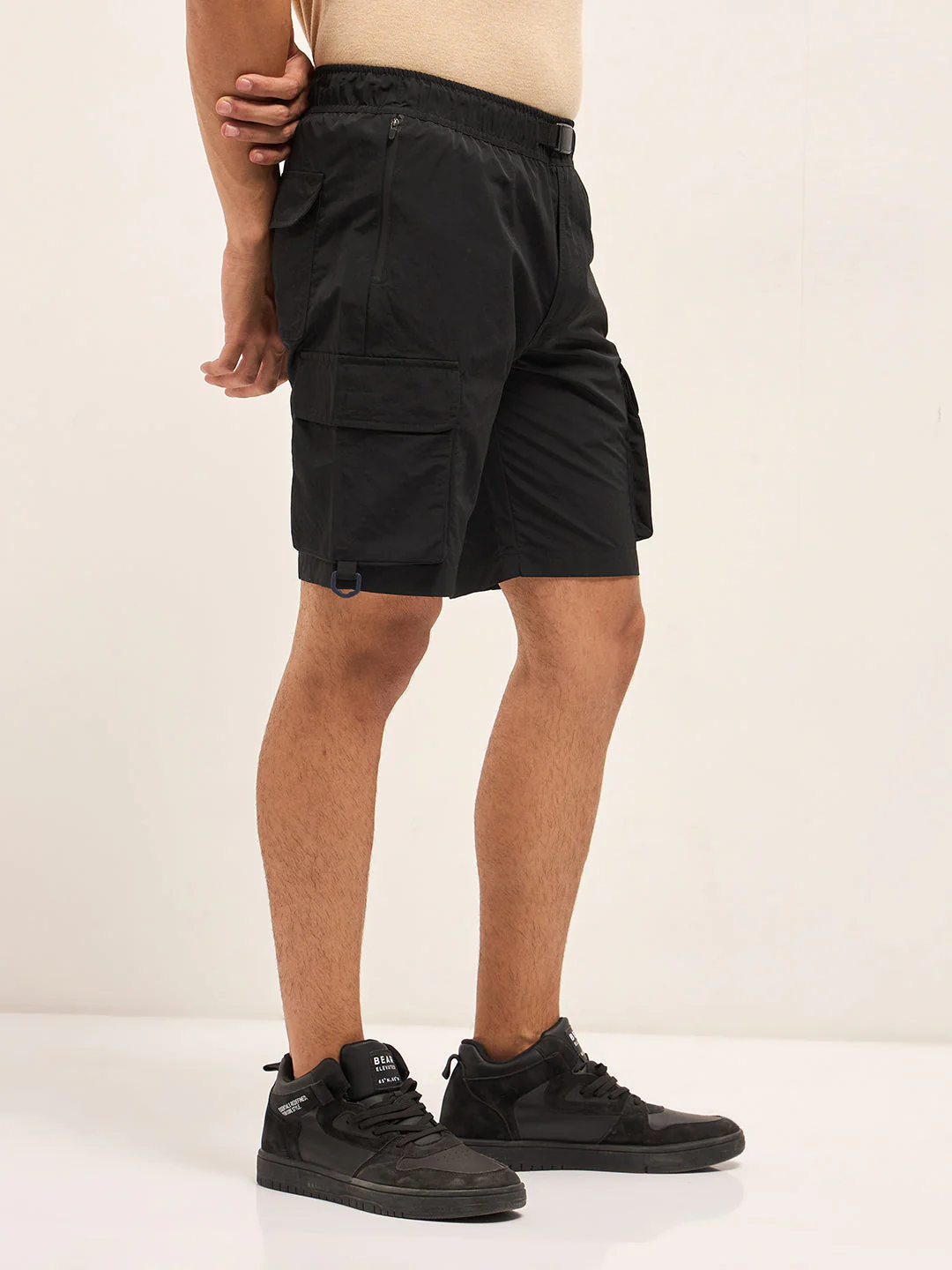 Men Black Solid Nylon Cargo Shorts - Image 3