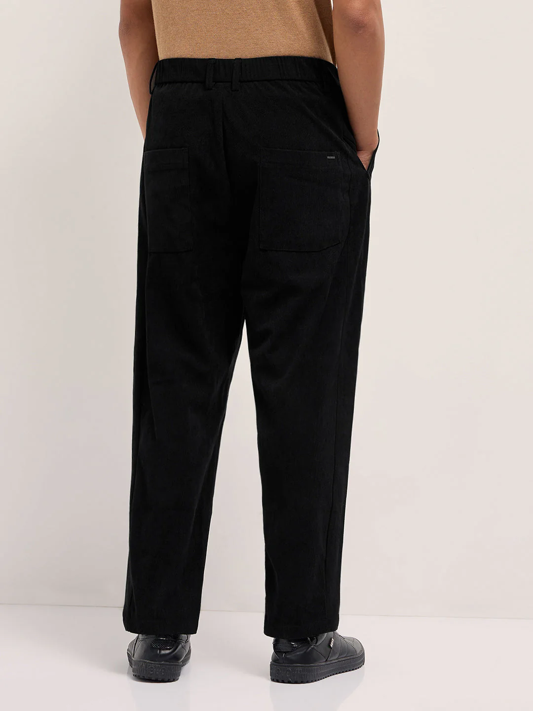 Men Black Solid Polyester Casual Trousers - Image 2
