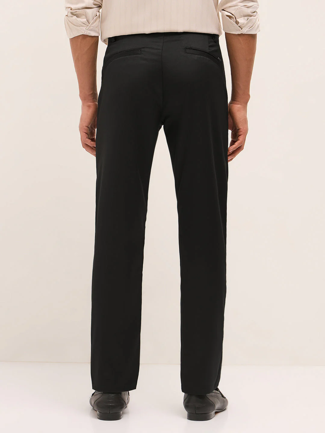 Men Black Solid Regular Fit Formal Trouser - Image 2