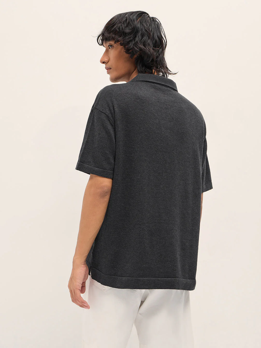 Men Black Solid Relaxed Fit Polo - Image 2