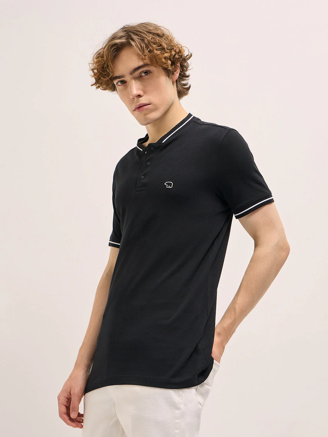 Men Black Solid Ribbed Collar - Image 3
