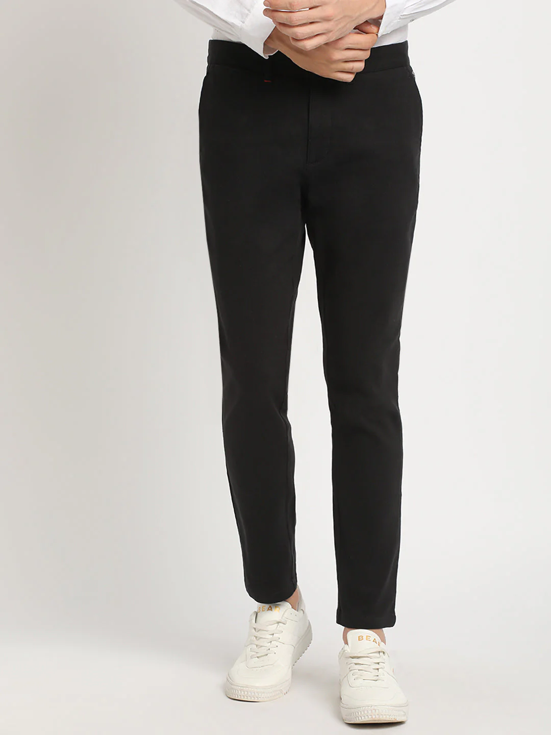 Men Black Solid Slim Fit Formal Trouser - Image 2