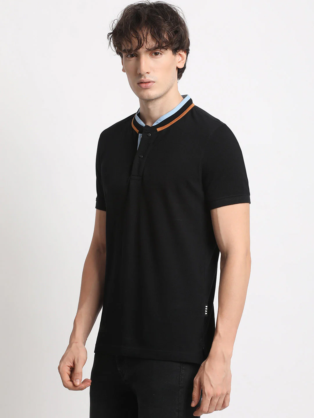 Men Black Solid Slim Fit Mandarin Collar T-shirt - Image 3