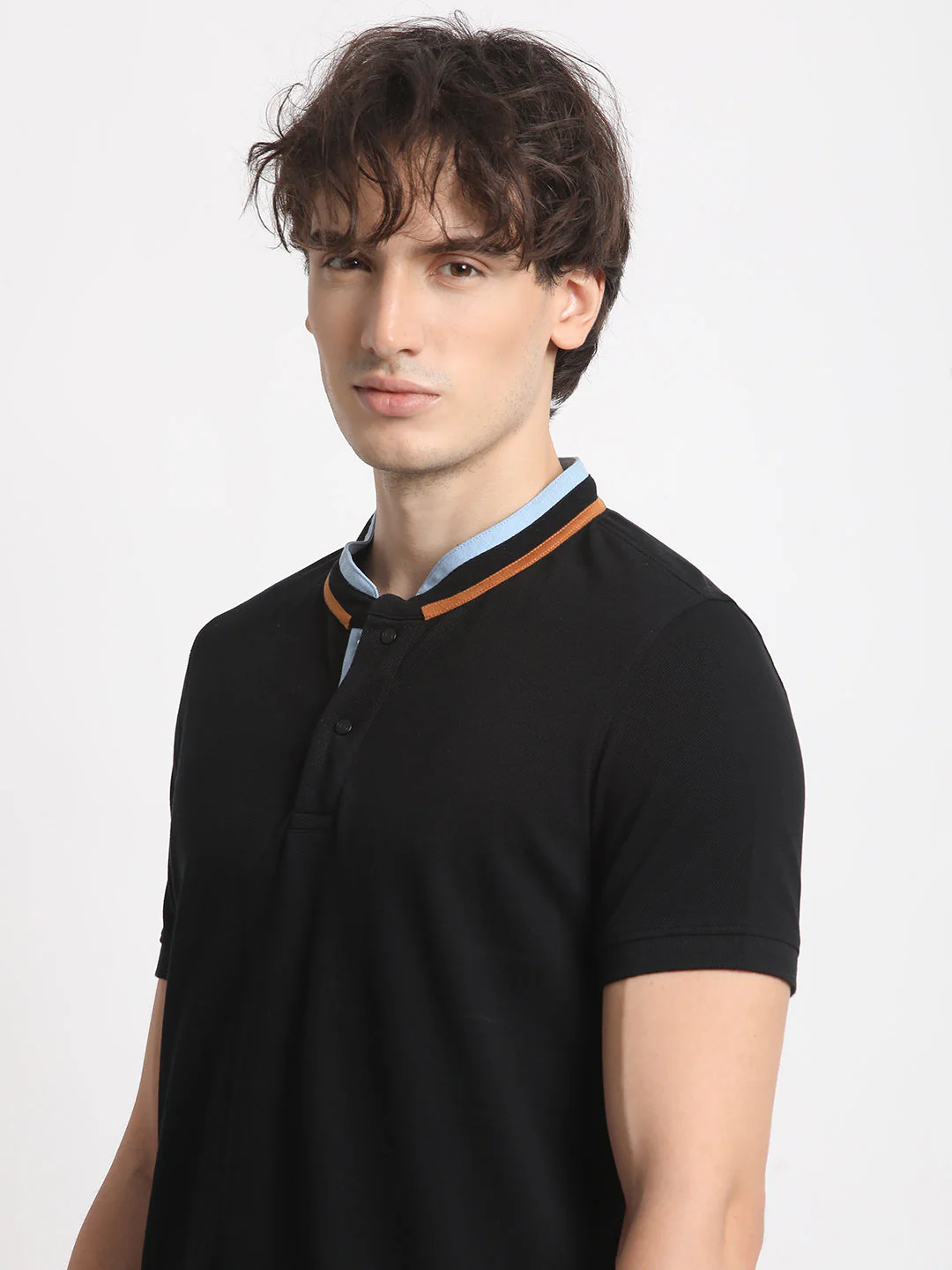 Men Black Solid Slim Fit Mandarin Collar T-shirt - Image 6