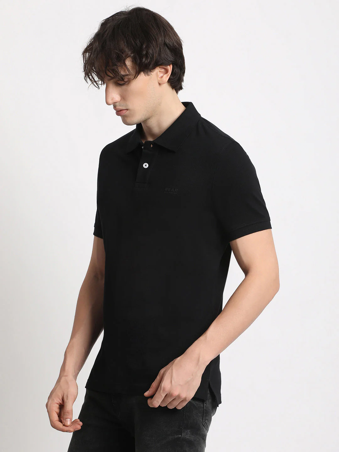 Men Black Solid Slim Fit Polo Collar T-shirt - Image 3