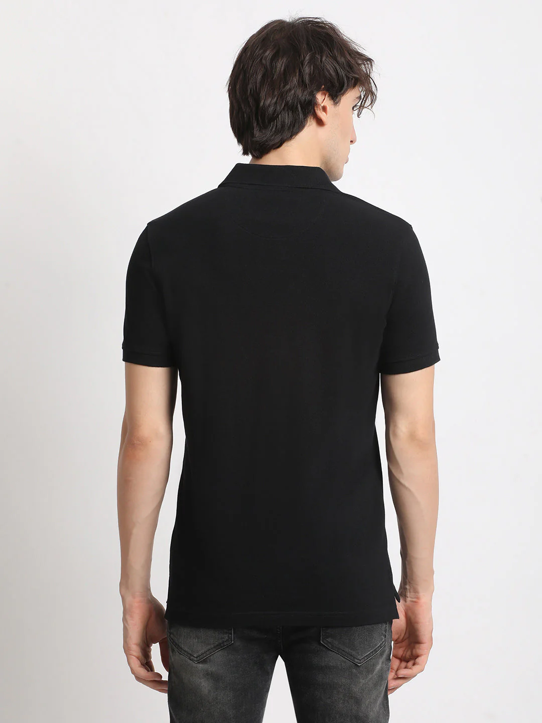 Men Black Solid Slim Fit Polo Collar T-shirt - Image 4