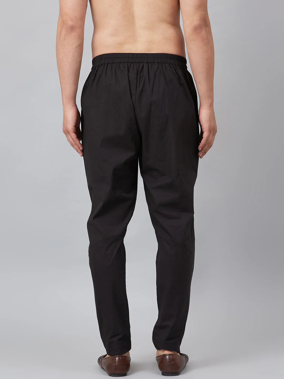 Men Black Solid Trouser Style Pyjamas - Image 3