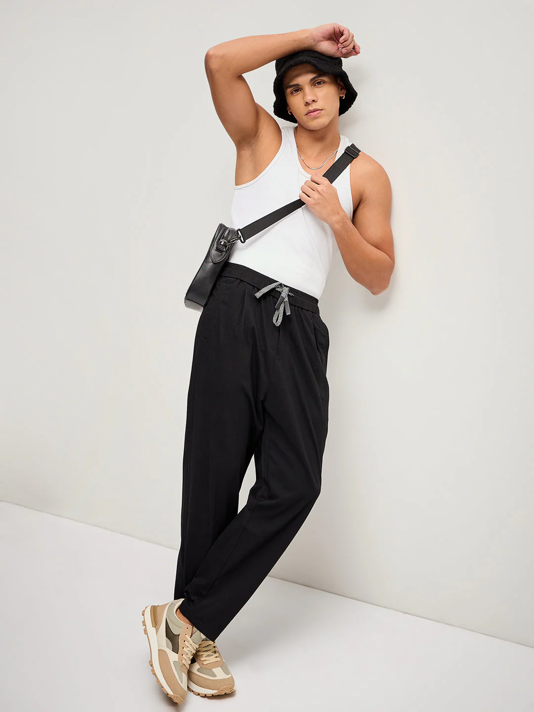 Men Black Texture Regular Fit Mid-Rise Casual Pant - Image 4