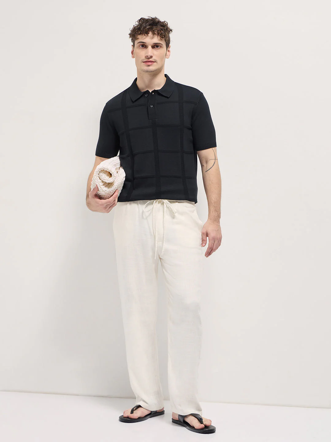 Men Black Textured Checkered Design Slim Fit Polo - Image 4