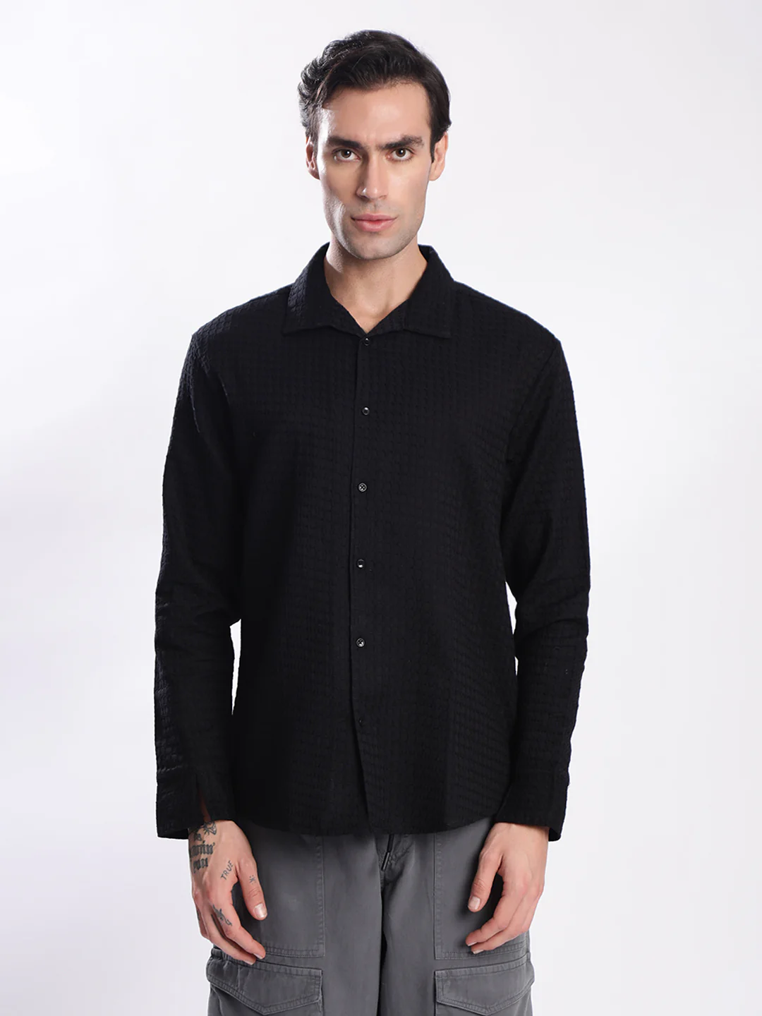 Men Black Textured Shirt with stylized Collar - Image 2