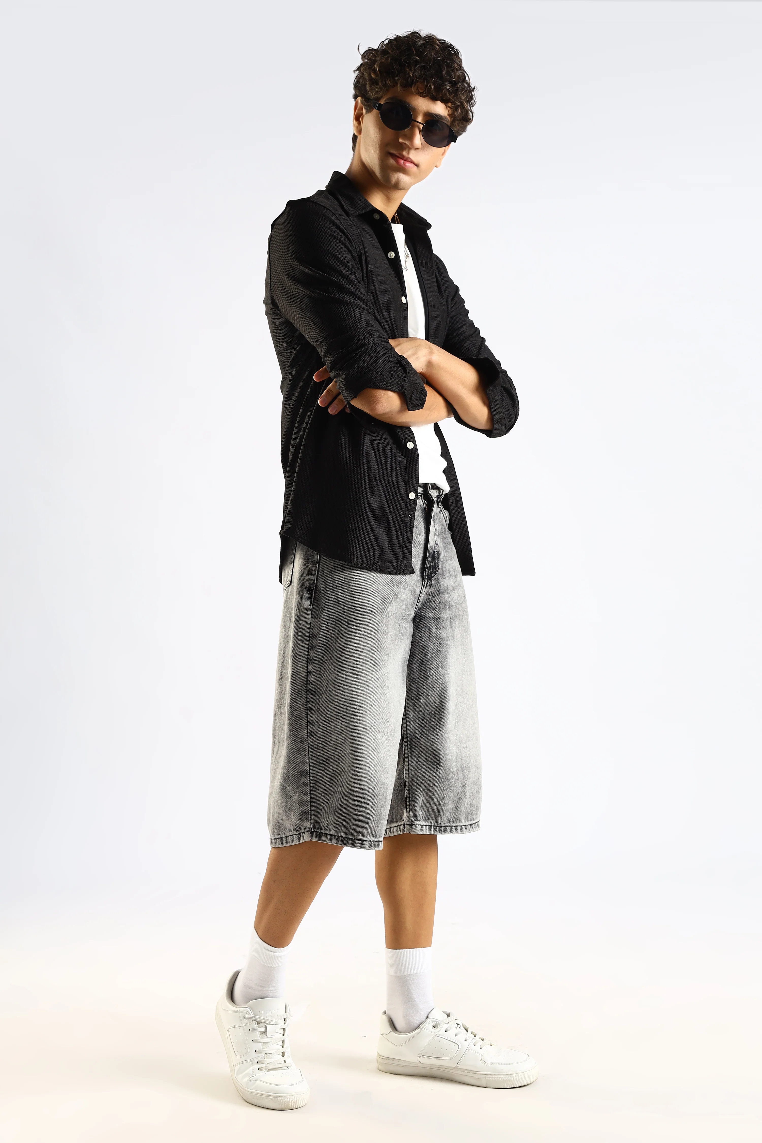 Men Black Textured Spread Collar Shirt - Image 10