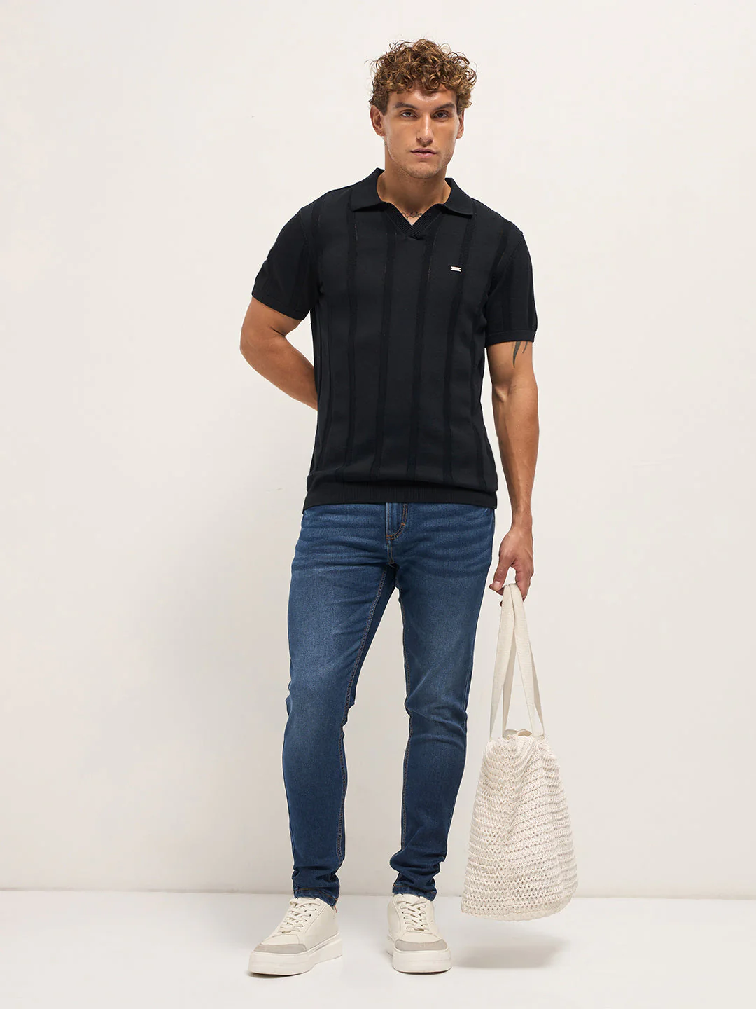 Men Black Textured vertical knit stripes Slim Fit Polo - Image 4