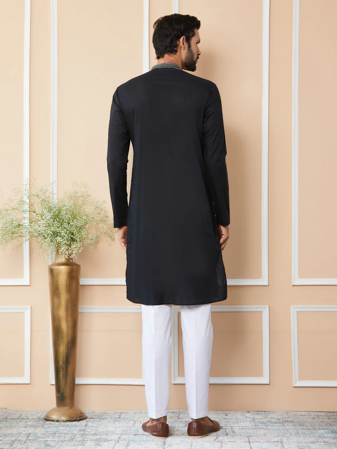 Men Black Thread & Sequin Worked Pure Cotton Straight Kurta - Image 3