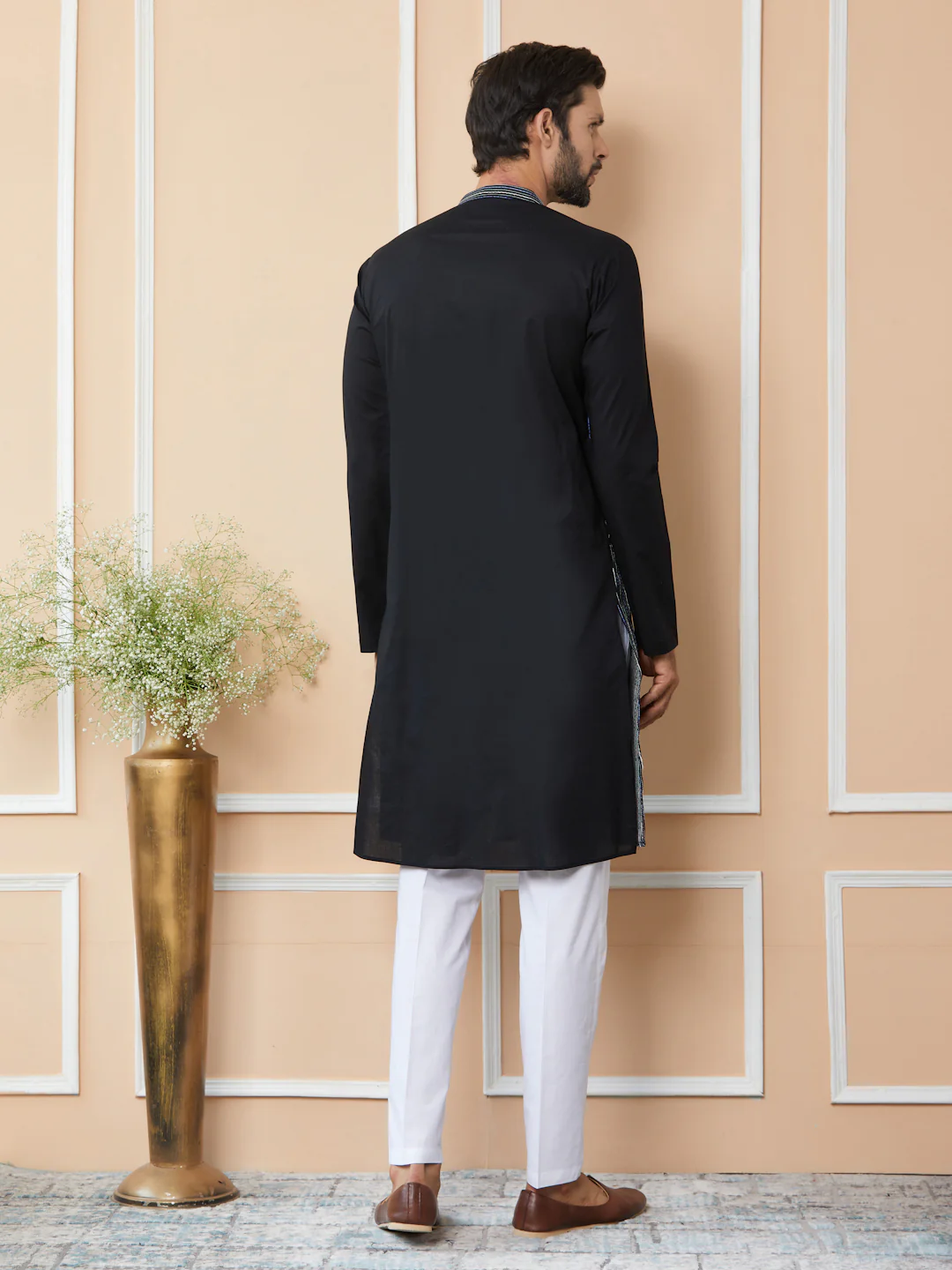 Men Black Thread & Sequin Worked Pure Cotton Straight Kurta - Image 3
