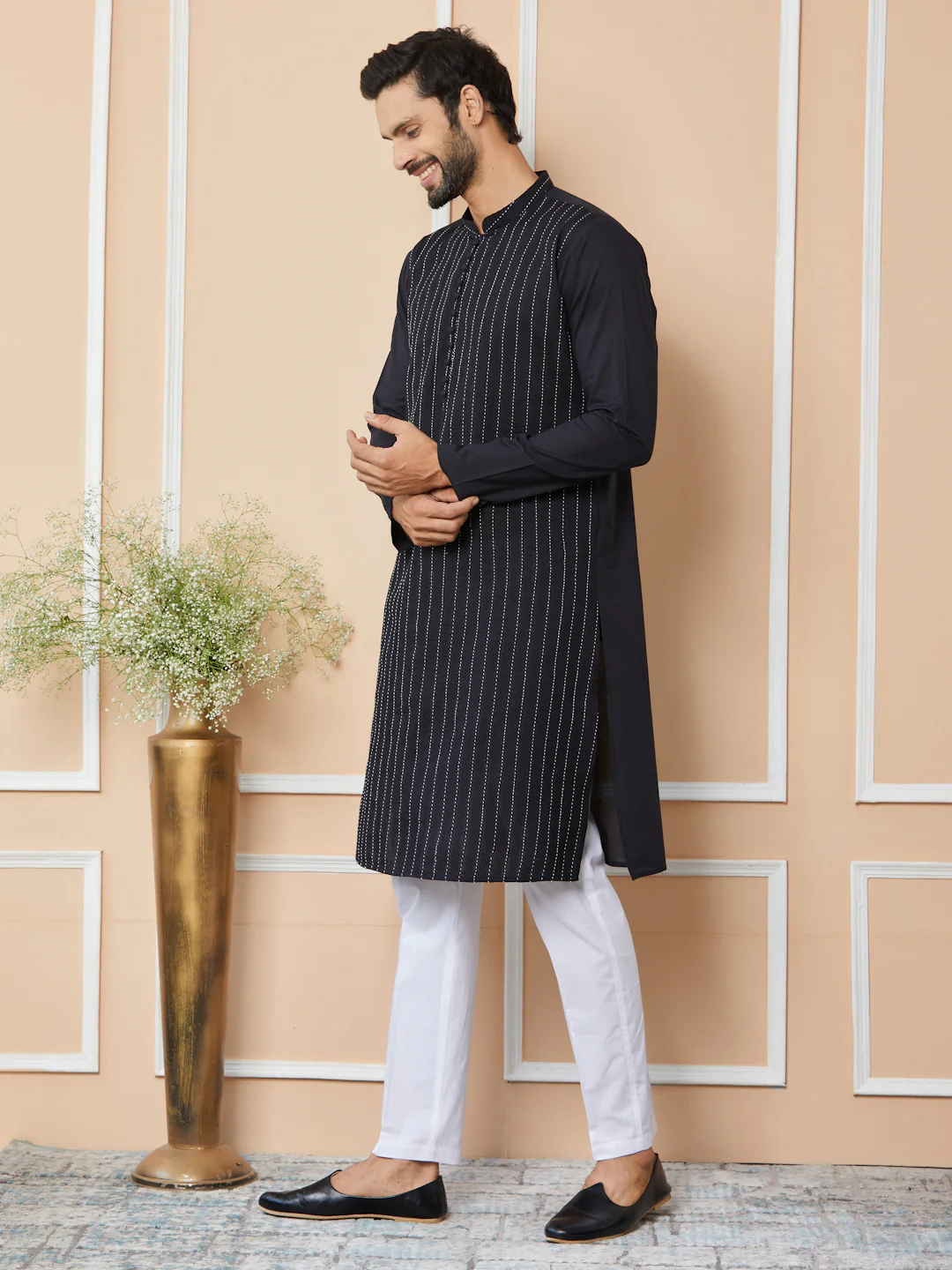 Men Black Thread Worked Pure Cotton Straight Kurta - Image 6