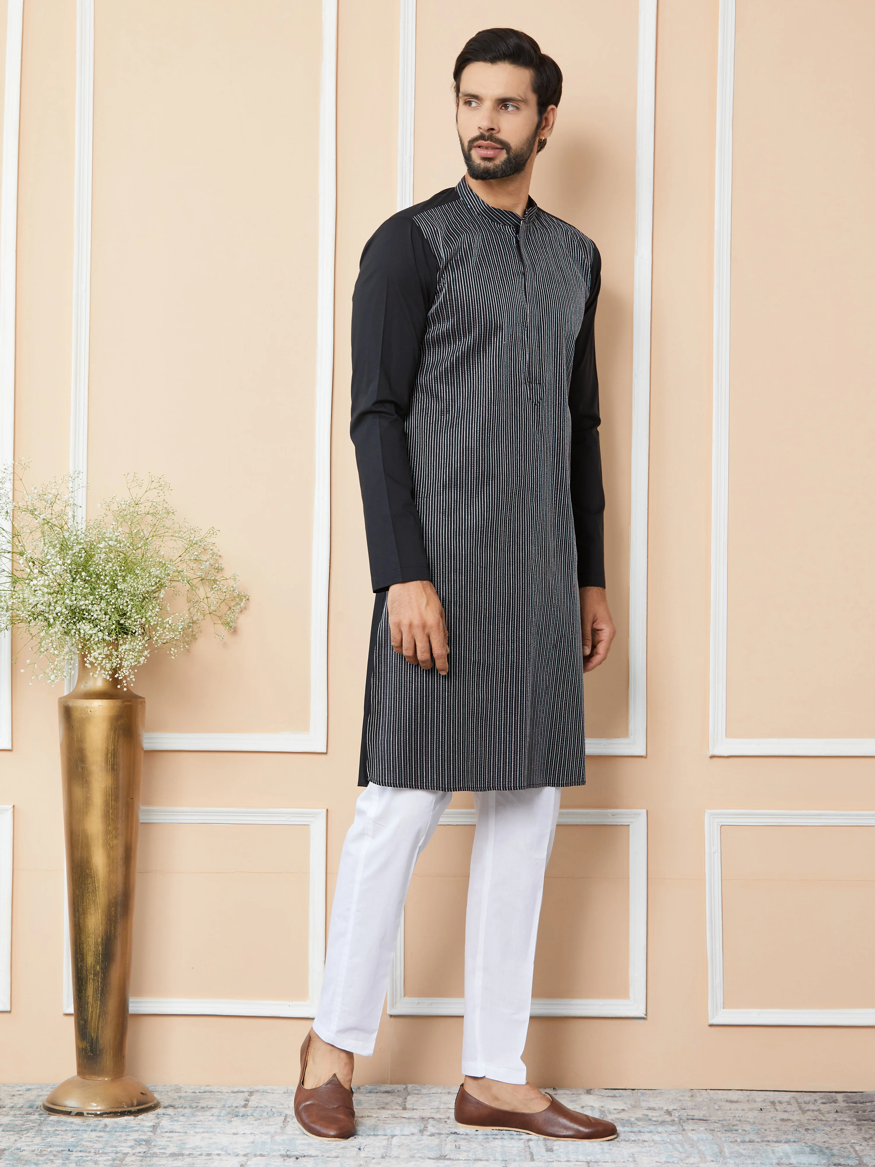Men Black Thread Worked Pure Cotton Straight Kurta - Image 2