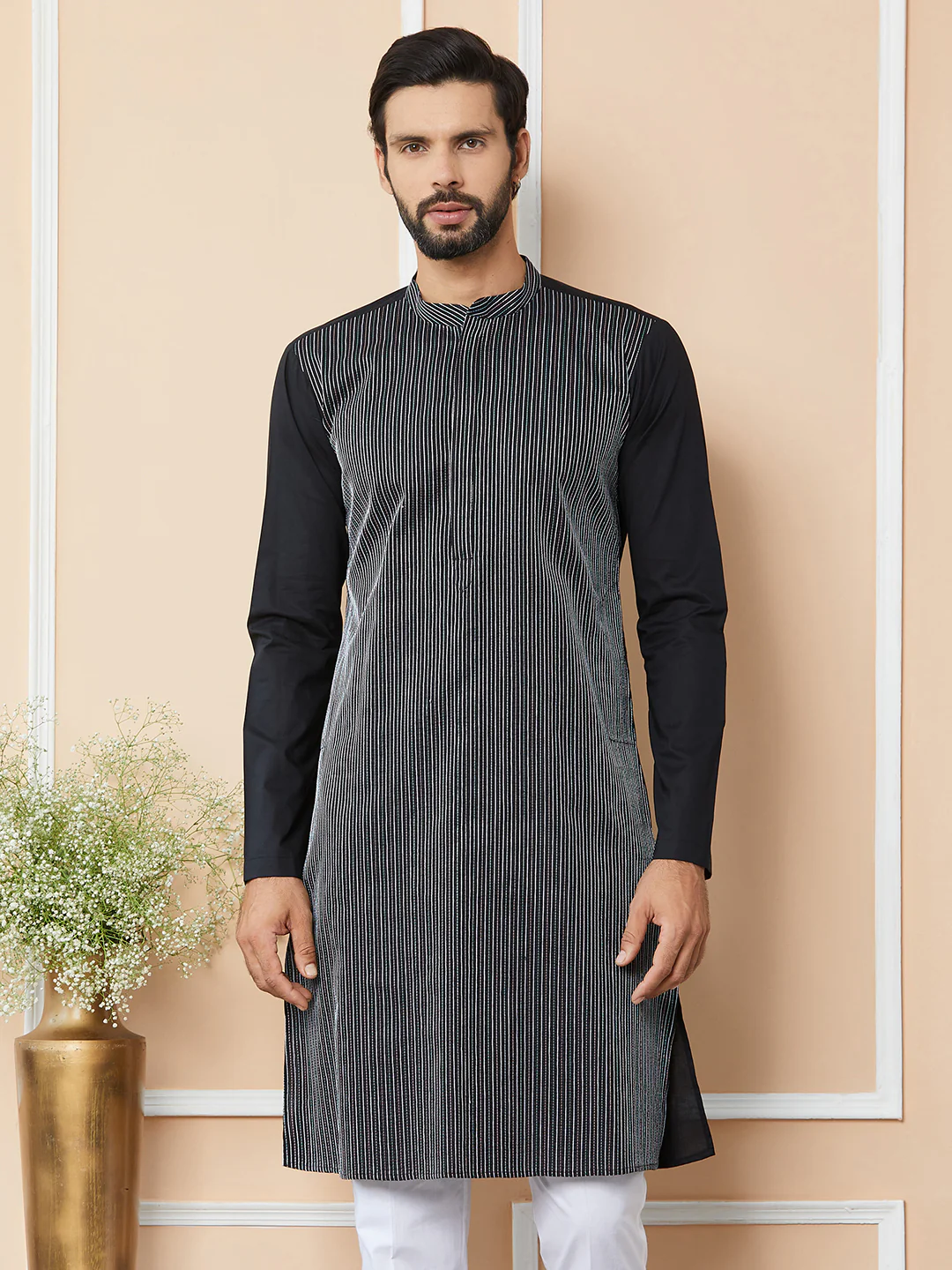 Men Black Thread Worked Pure Cotton Straight Kurta - Image 3