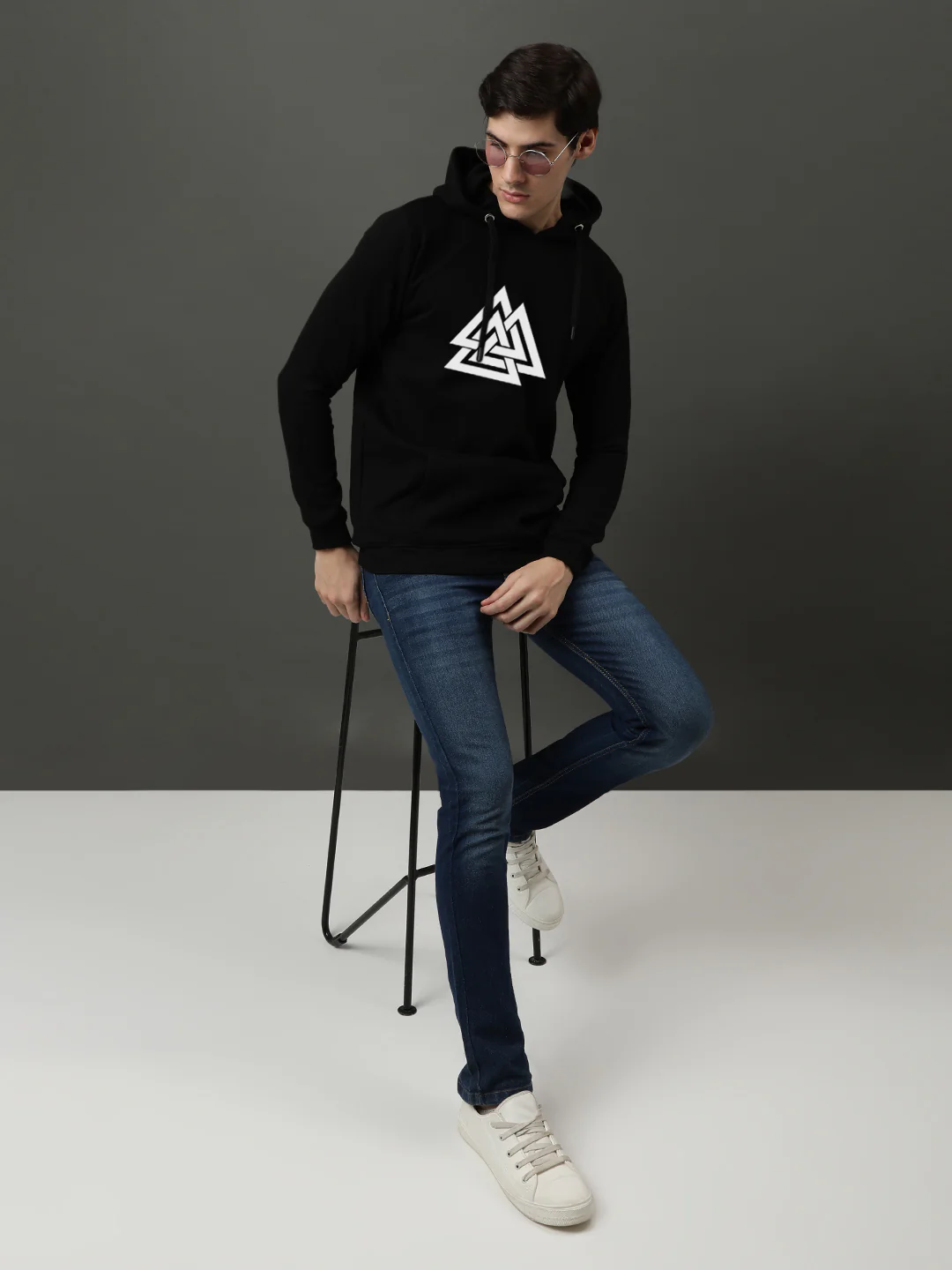 Men Black Printed Hoodie - Image 5