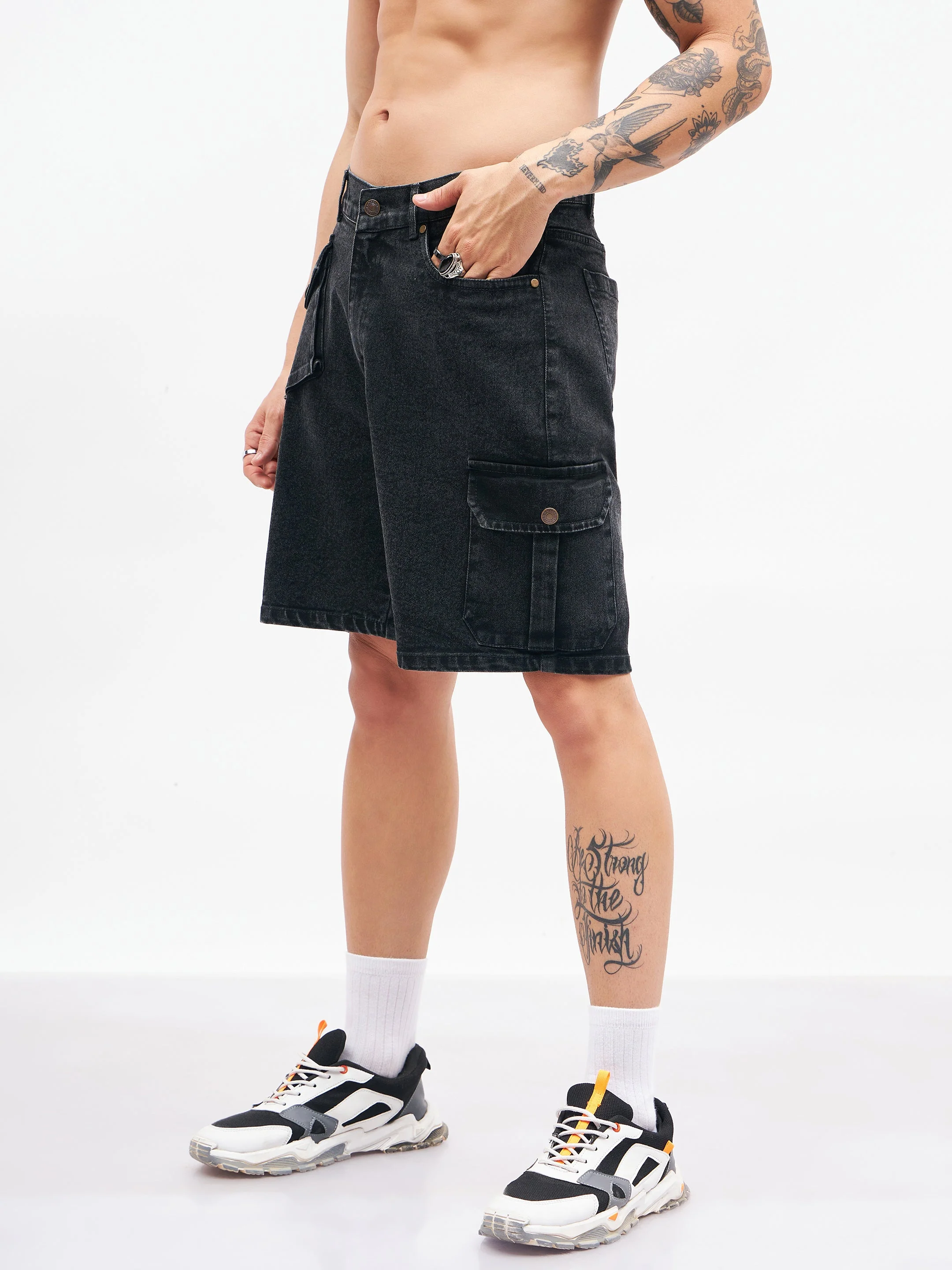 Men Black Utility Pocket Denim Shorts - Image 3