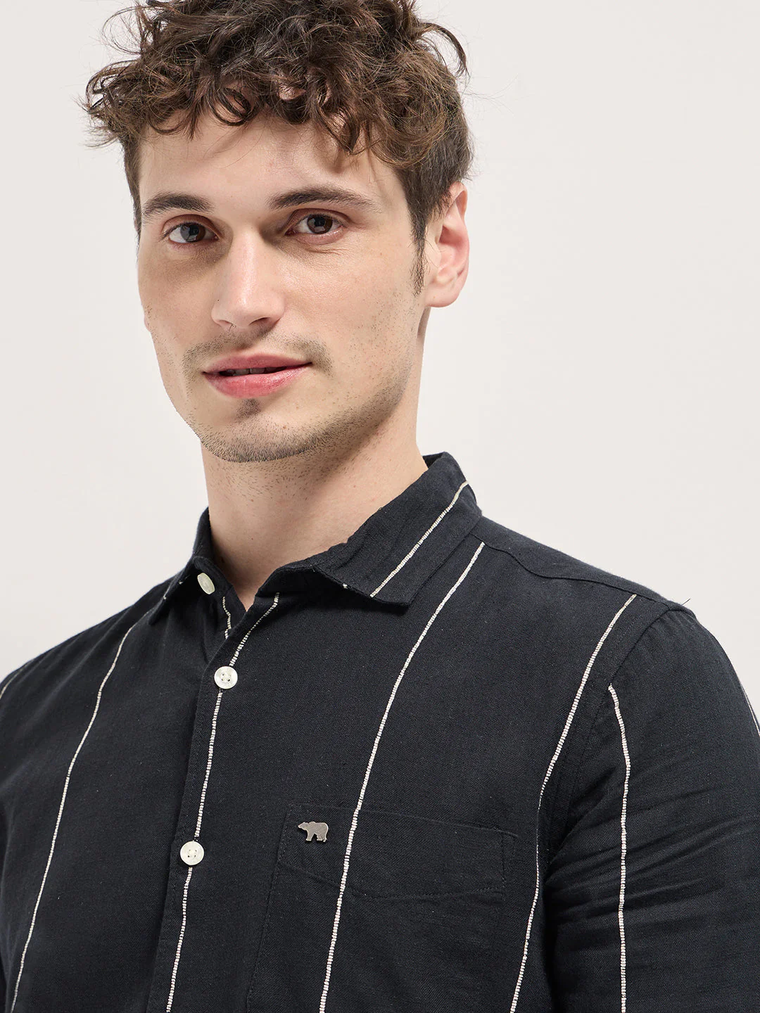 Men Black Vertical Stripes Slim Fit Casual Shirt - Image 5
