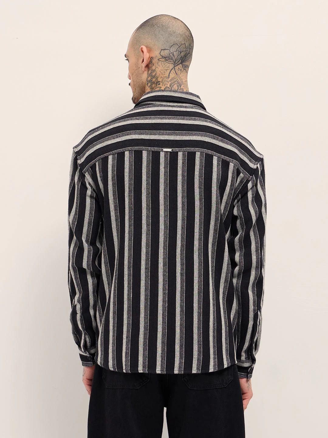 Men Black Vertical Woven Stripes Relax Fit Overshirt - Image 2