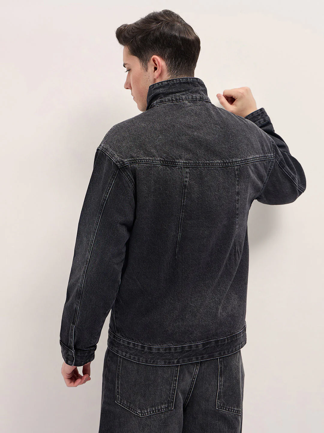 Men Black Wash Classic Denim Jacket - Image 2