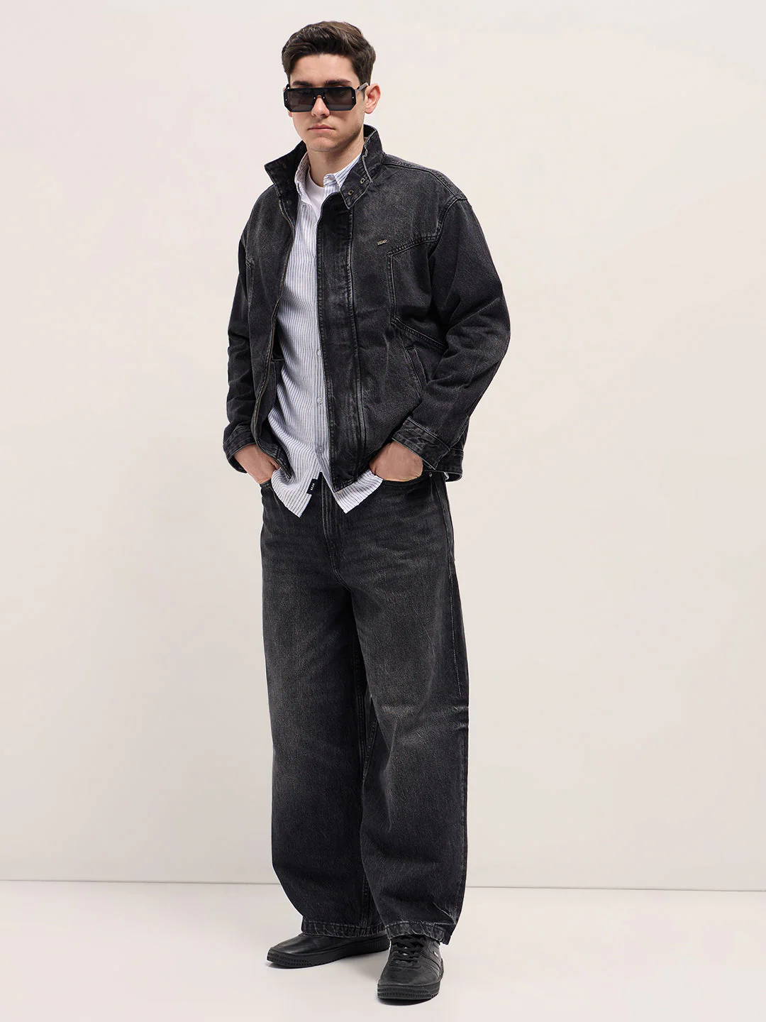 Men Black Wash Classic Denim Jacket - Image 4