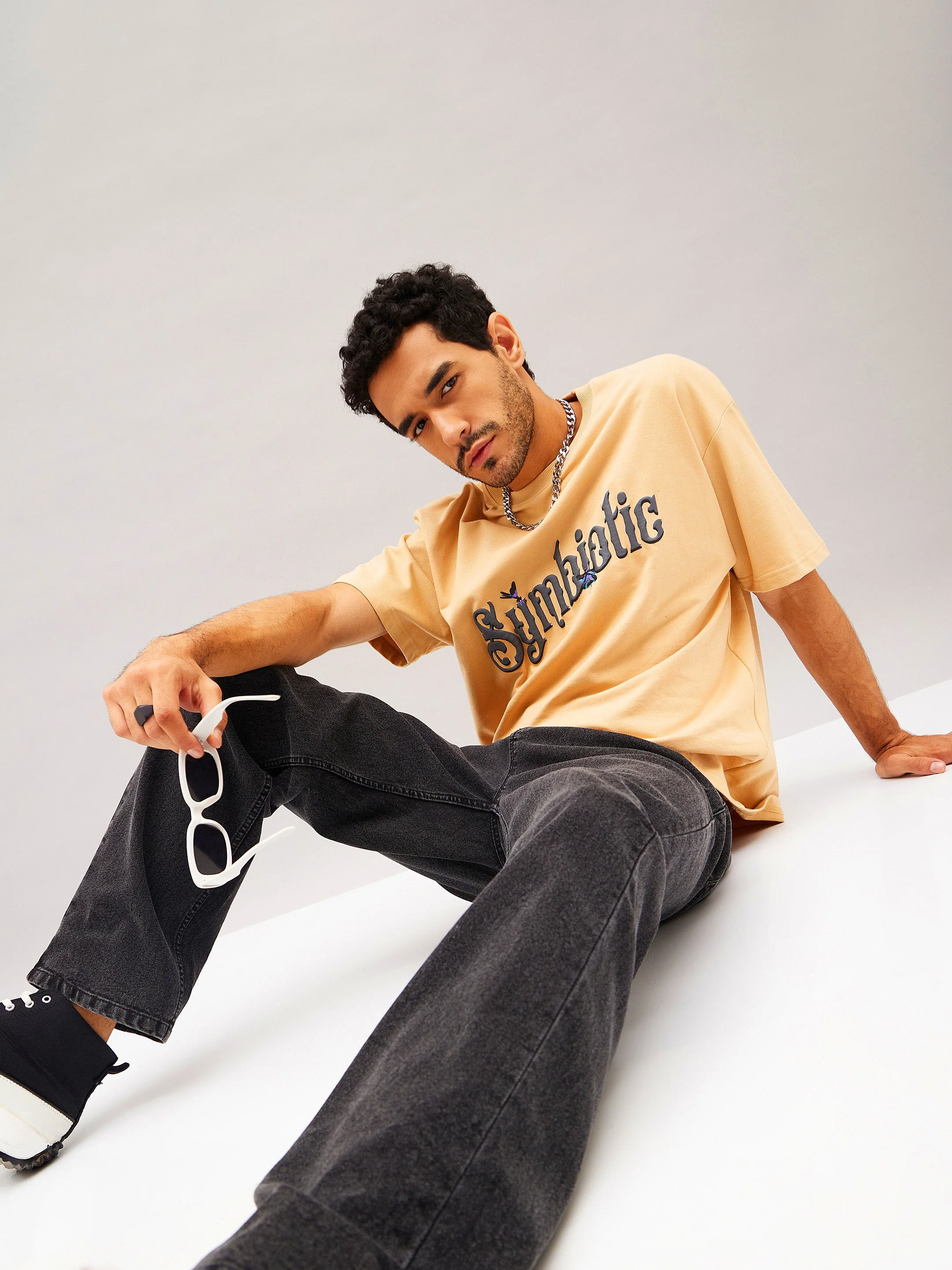 Men Black Washed Basic Relax Fit Jeans - Image 5