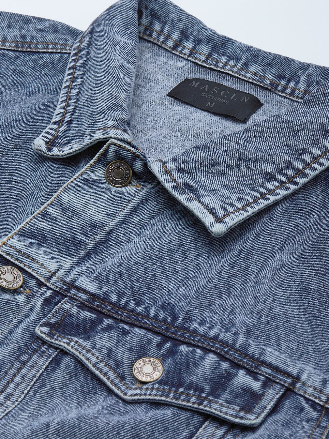 Men Blue Washed Denim Jacket - Image 5