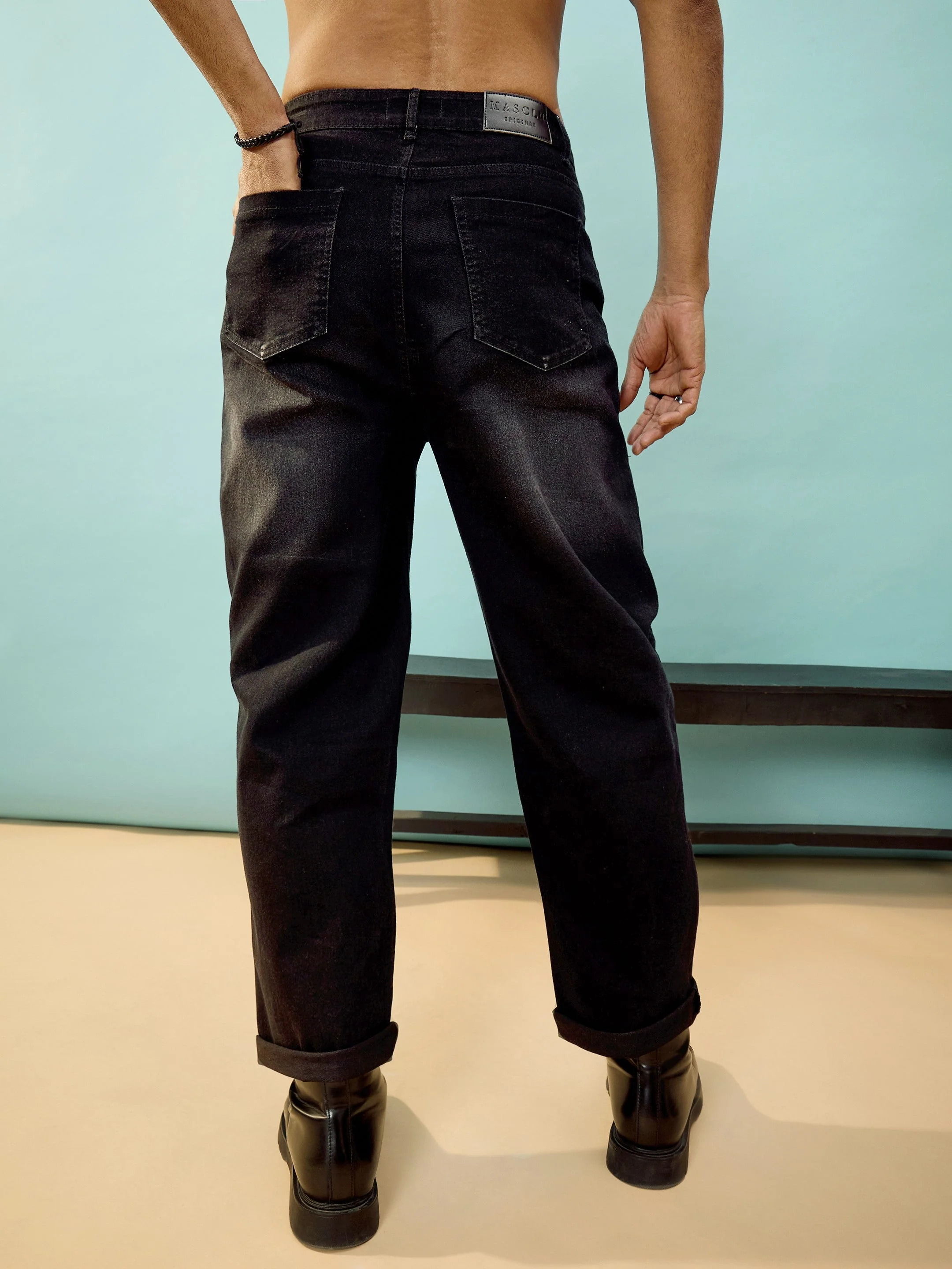 Men Black Washed Distressed Oversized Jeans - Image 2
