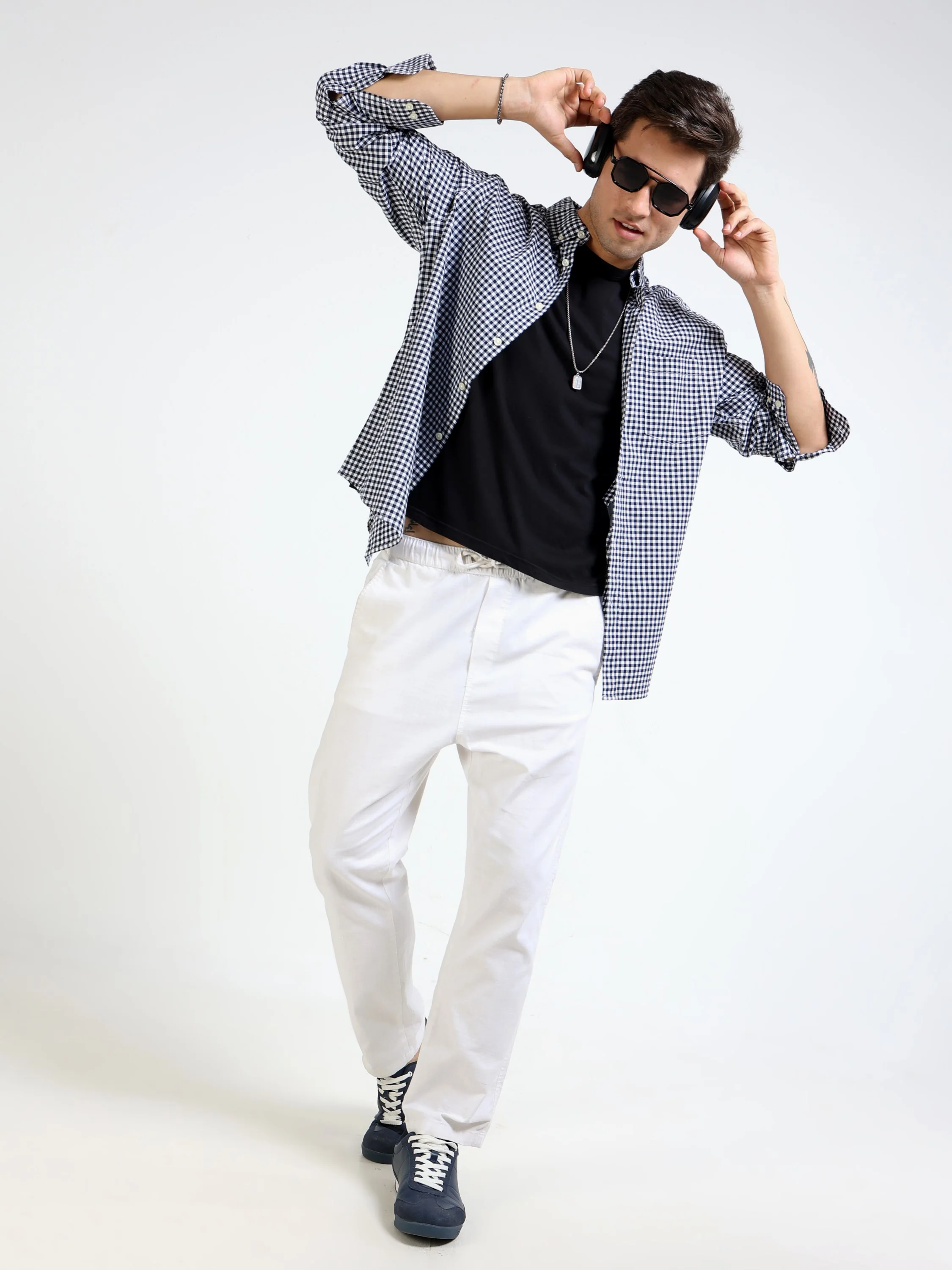 Men Black & White Check Shirt - Image 5