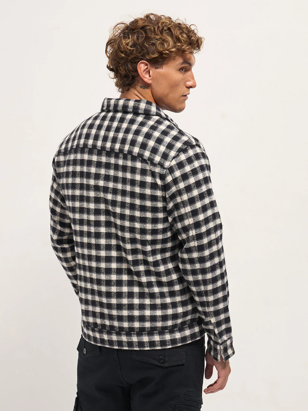 Men Black & White Checked Jacket - Image 2
