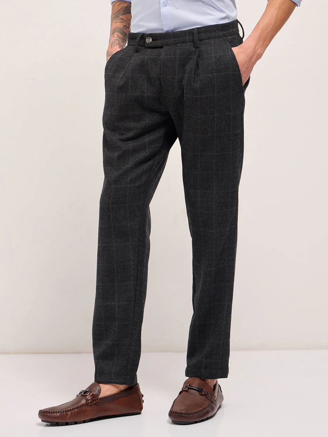 Men Black Woven Checked Design Regular Fit Formal Trousers - Image 3