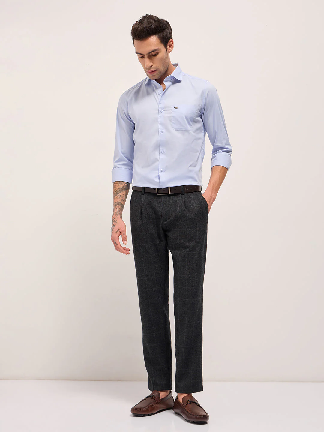 Men Black Woven Checked Design Regular Fit Formal Trousers - Image 4