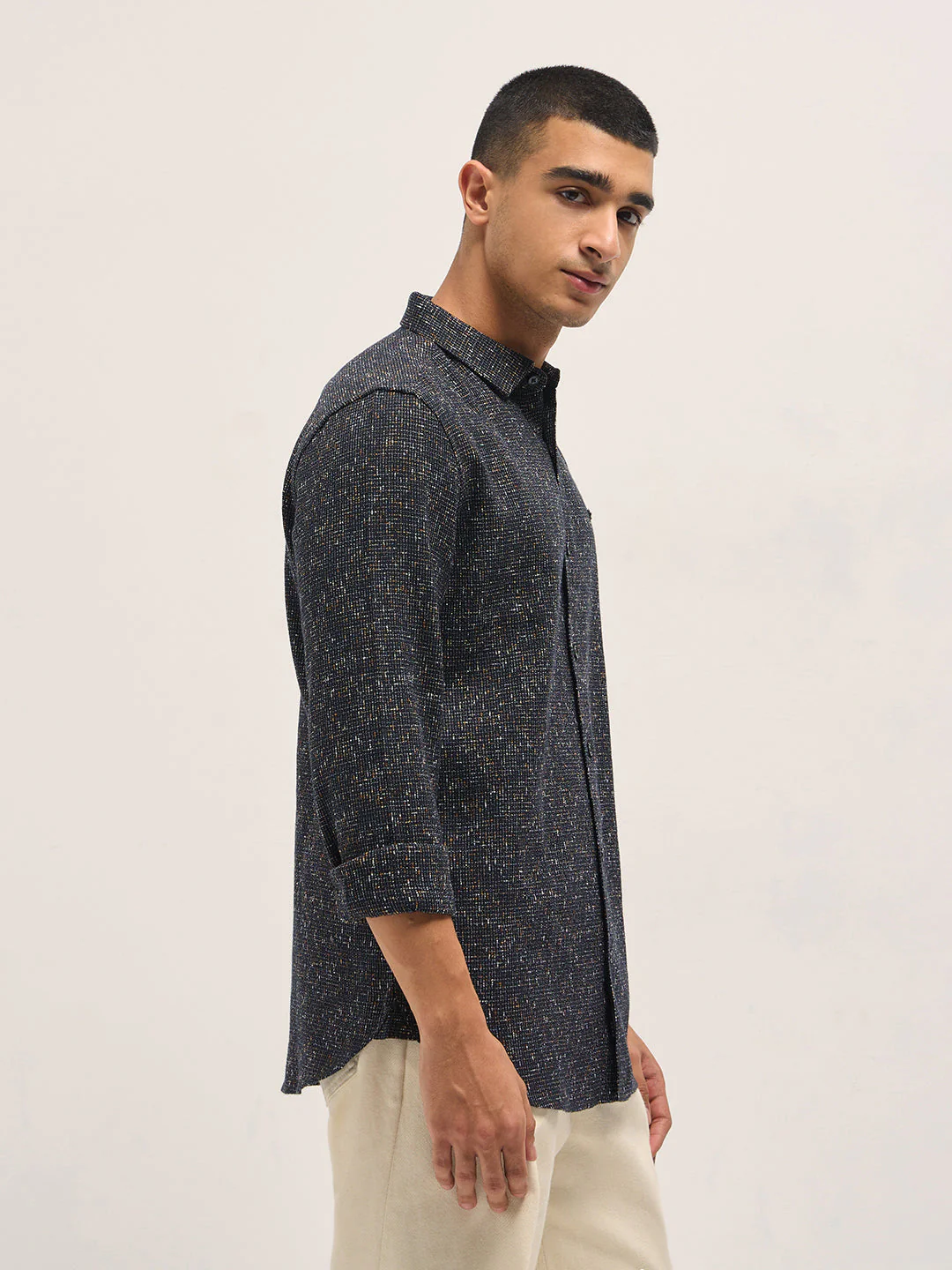 Men Black Woven Design Cotton Blend Slim Fit Casual Shirt - Image 3