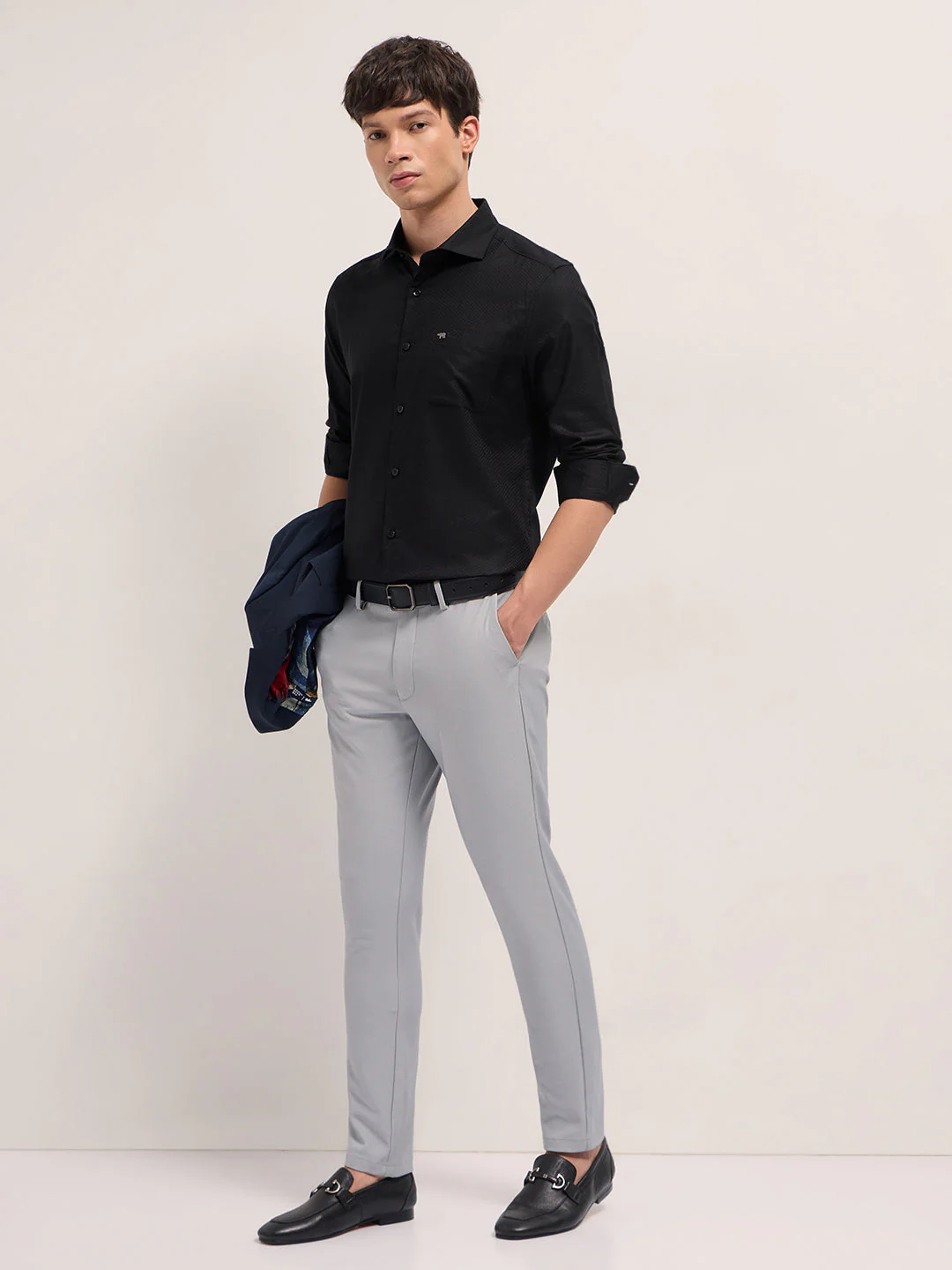 Men Black Woven Pattern Cotton Tailored Fit Formal Shirt - Image 4