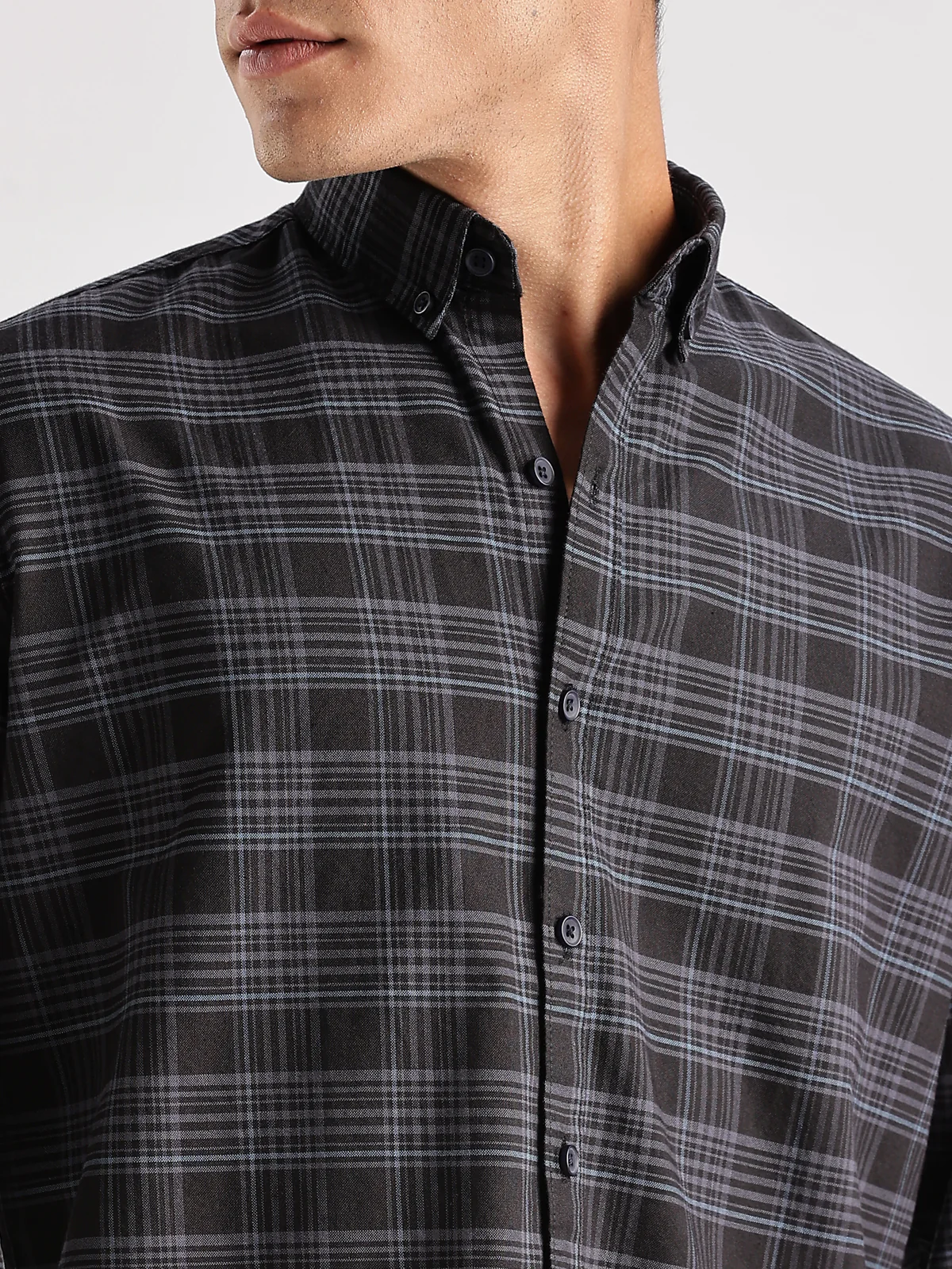 Men Black Casual Shirt - Image 2