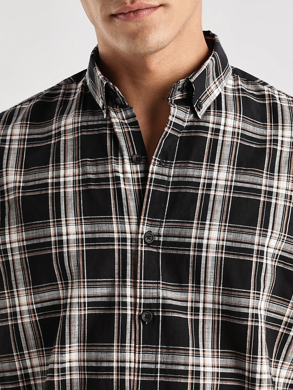 Men Black Casual Shirt - Image 2