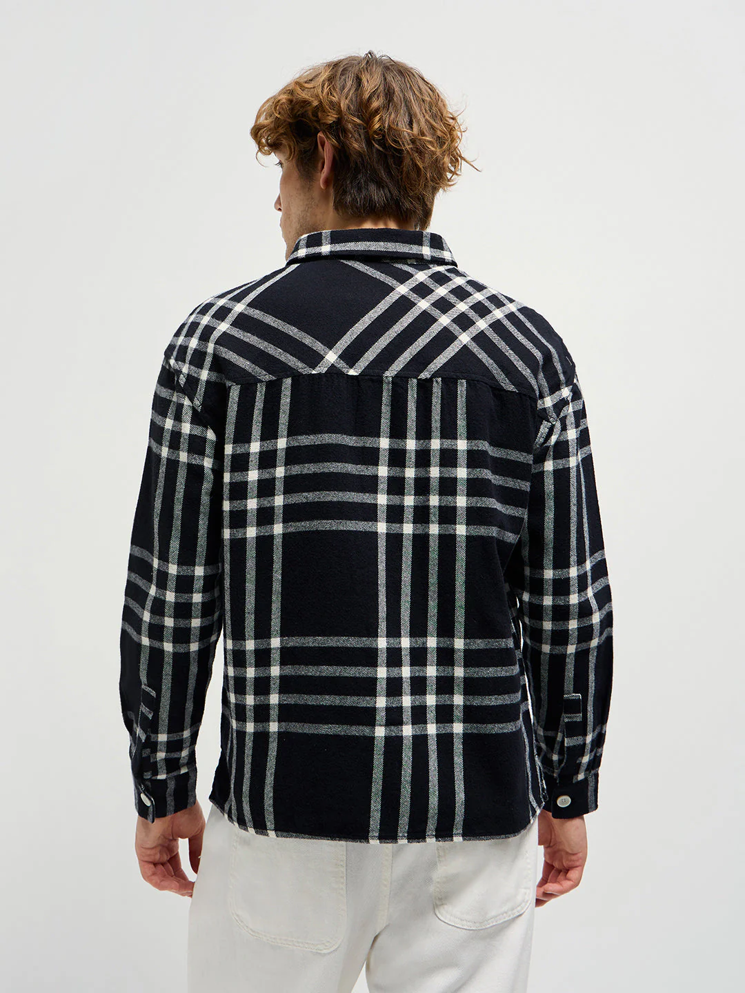 Men BlackWhite Checked Relaxed Fit Shacket - Image 2