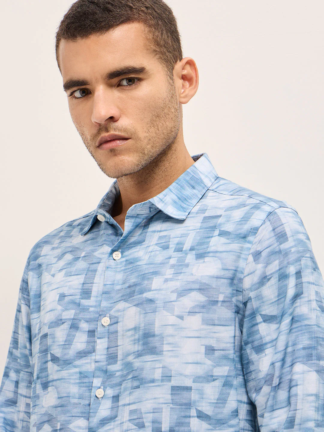 Men Blue Abstract Geometric print Tailored Fit Formal Shirt - Image 5