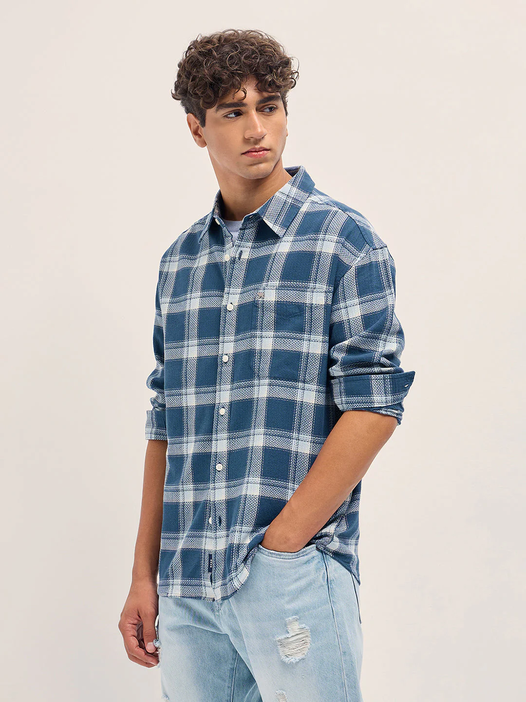 Men Blue and White Waffle Checked Textured Relaxed Fit Casual Shirt - Image 3