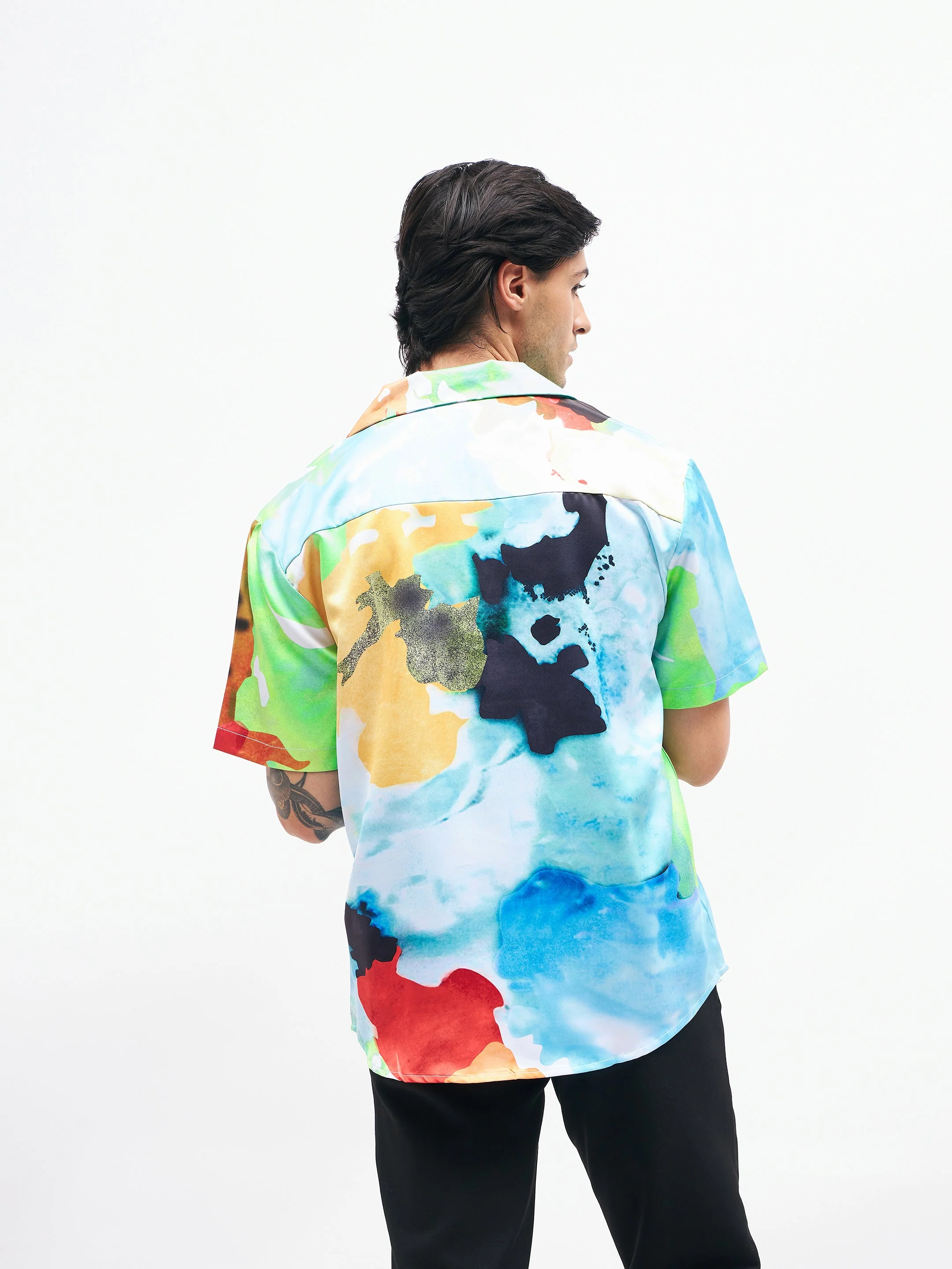Men Blue Art Print Short Sleeves Satin Shirt - Image 5