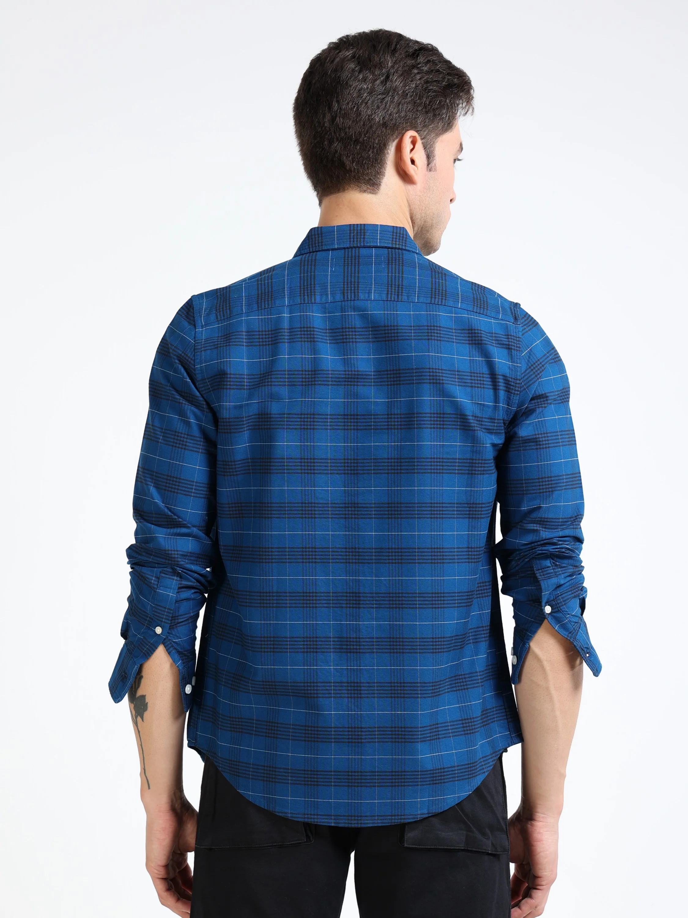 Men Slim Fit Blue & Black Shirt - Image 4