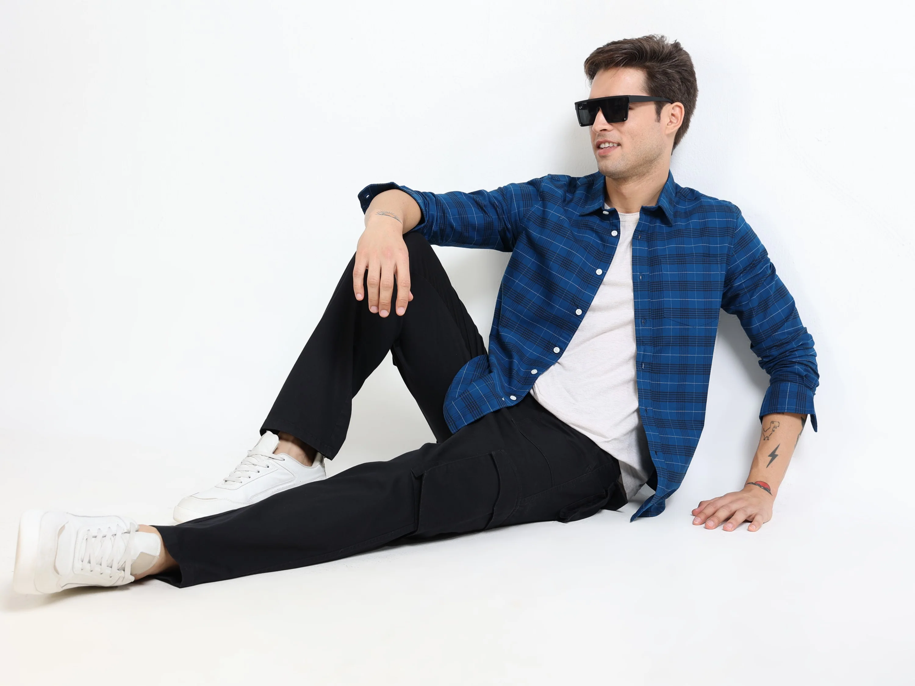 Men Slim Fit Blue & Black Shirt - Image 6