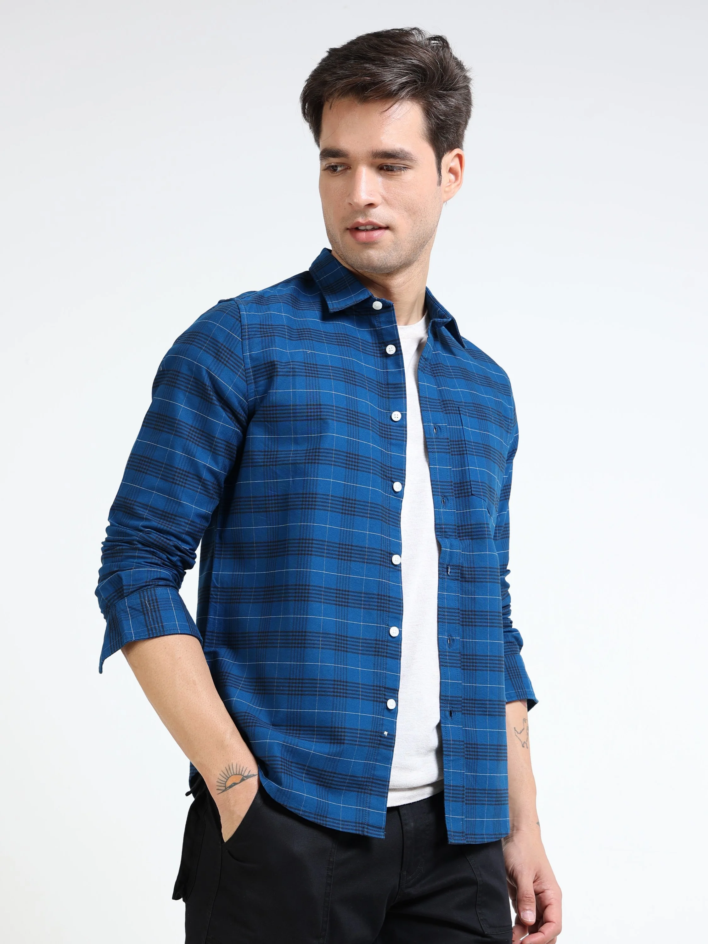 Men Slim Fit Blue & Black Shirt - Image 7