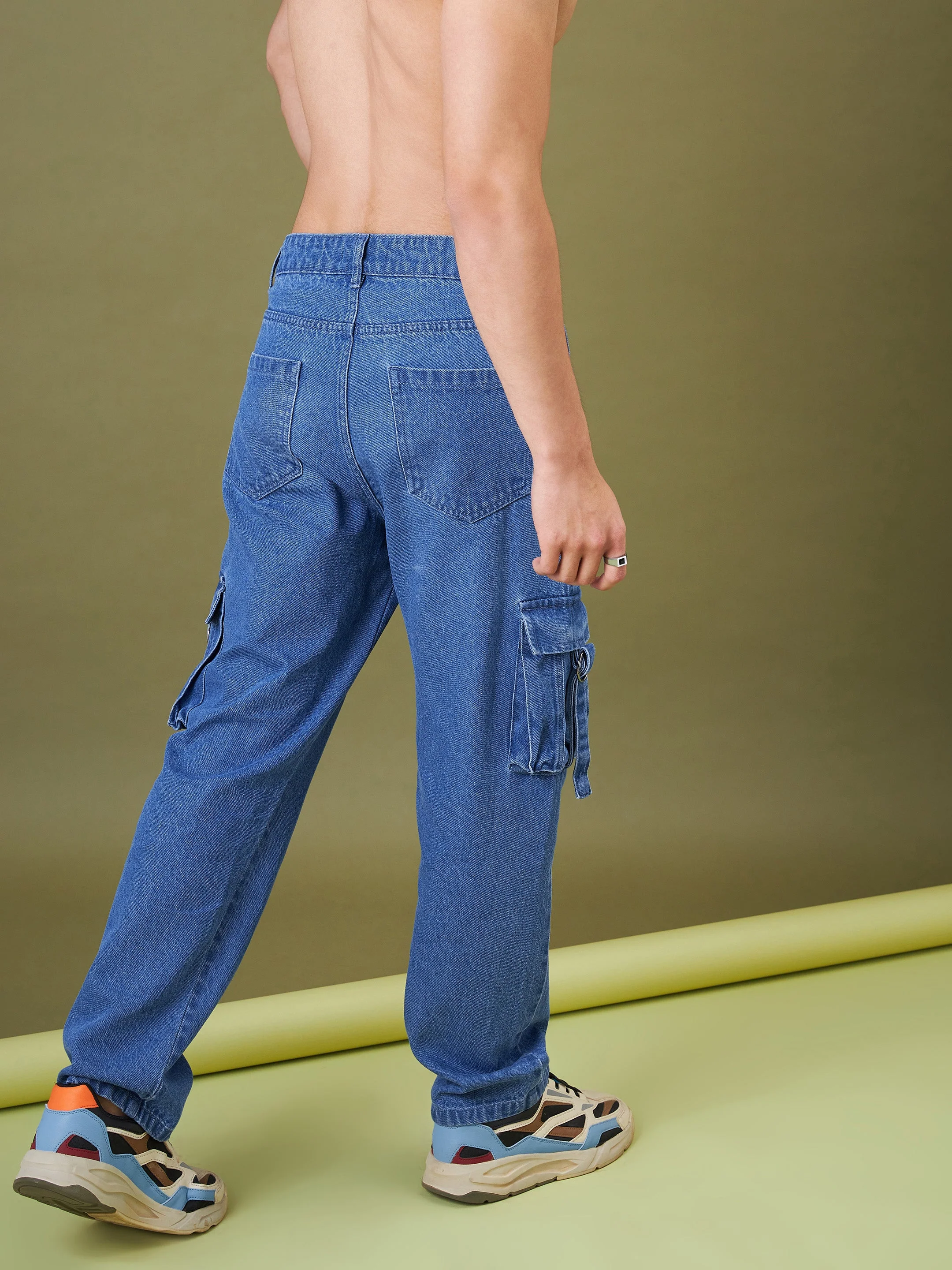 Men Blue Box Pocket Relax Fit Jeans - Image 2
