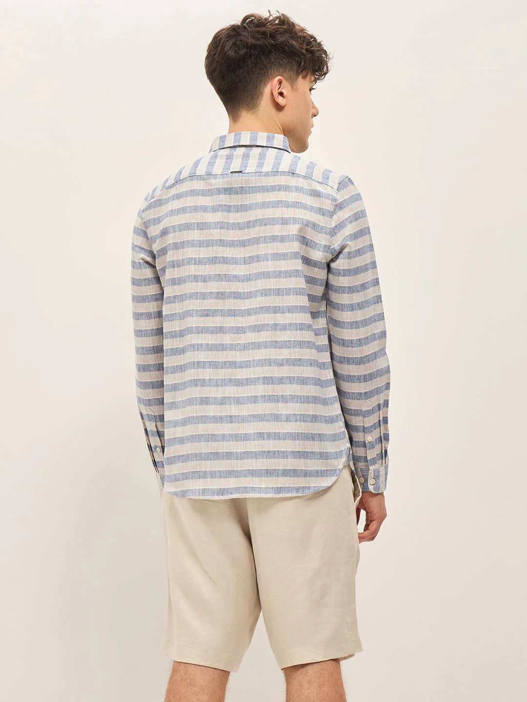 Men Blue Casual Shirt - Image 2