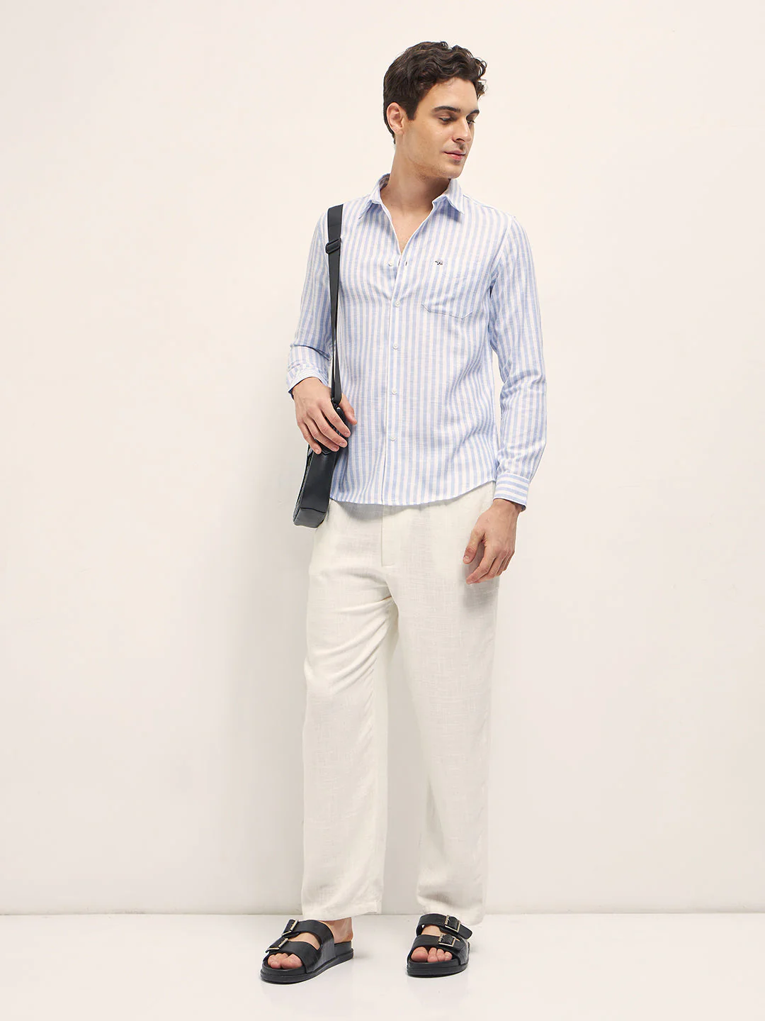 Men Blue Casual Shirt - Image 4